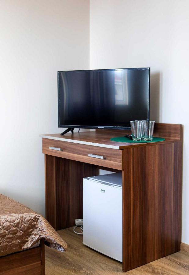 M&A Guest Rooms Lomza Exterior foto