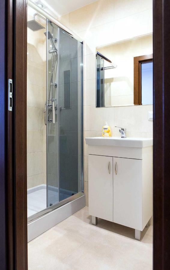 M&A Guest Rooms Lomza Exterior foto