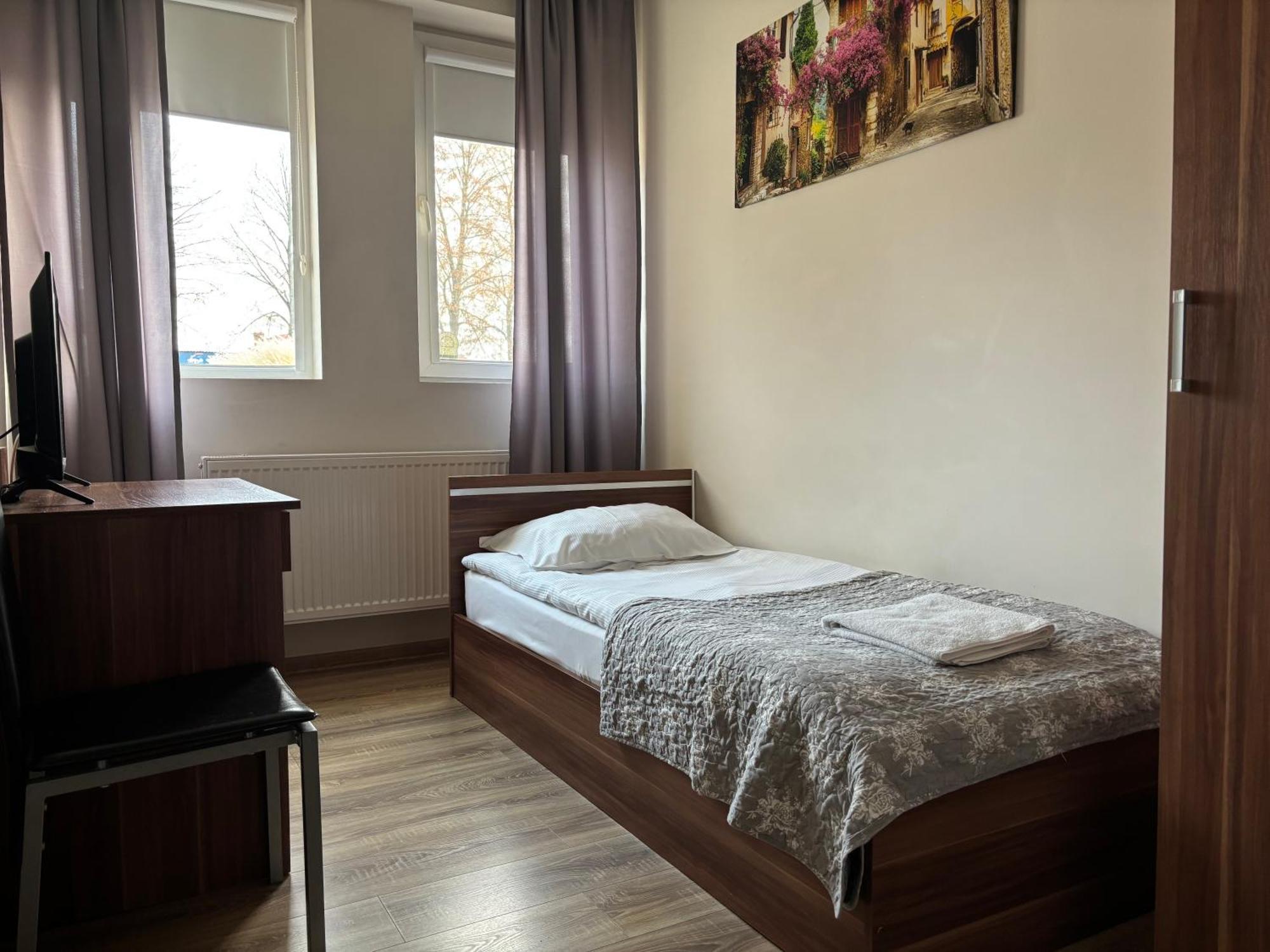 M&A Guest Rooms Lomza Exterior foto